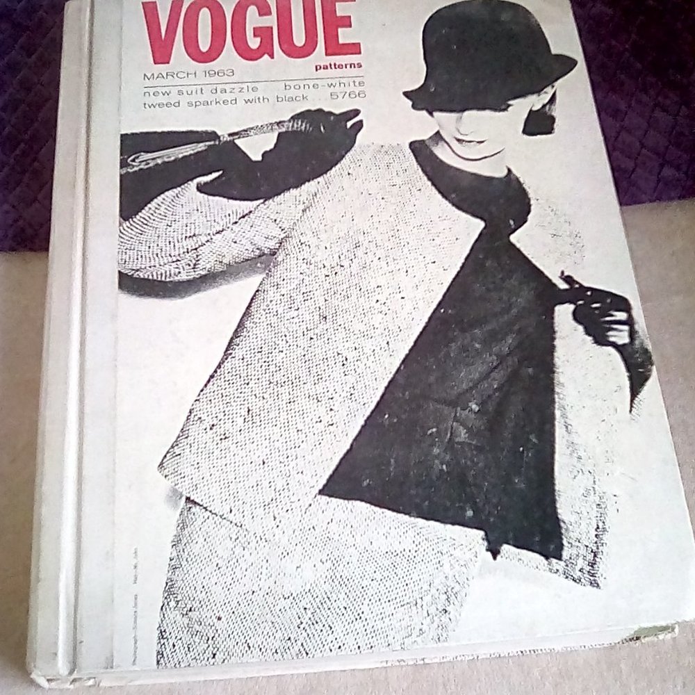 Vintage Vogue Pattern Counter Catalog 1963